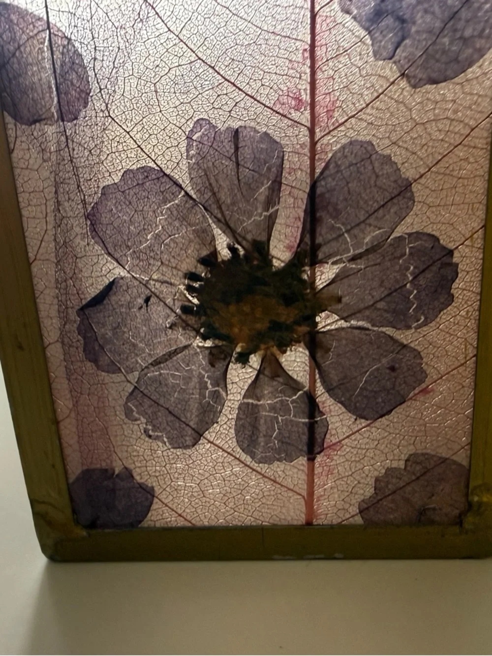 Pressed Flower Glass pencil or makeup Holder Purple & Gold